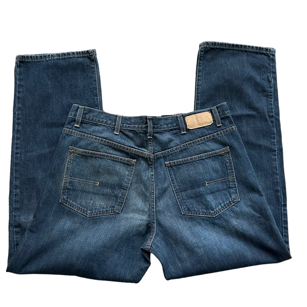 Calvin Klein Jeans Men's Relaxed Straight‎ Leg Dark Wash Jeans Size: 38x33